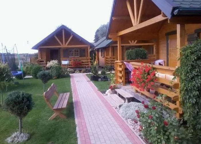 In Mit Terrasse Und Garten By Interhome בית נופש